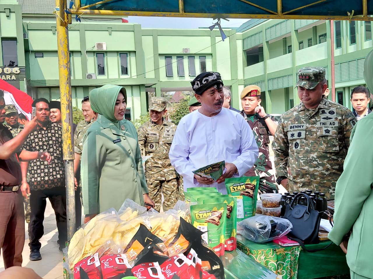 Kodim Kukar Gelar Bazar Sambut HUT TNI ke-81